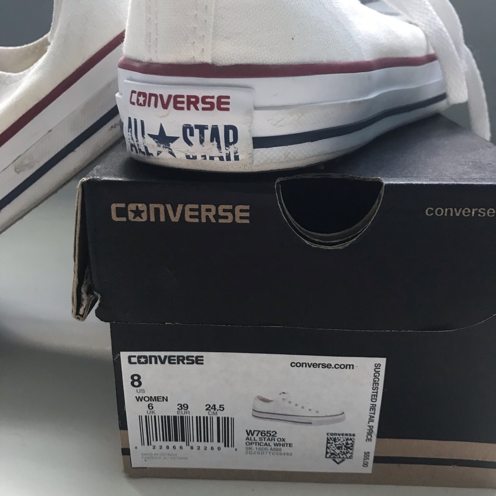 White Converse Used with Box - Picture 2 of 6